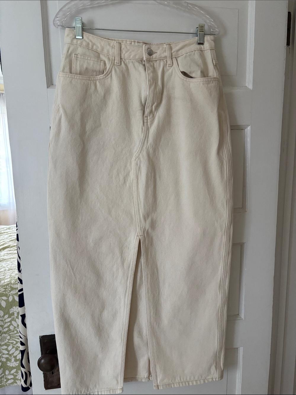 Mango Soft Cream High-Waist Denim Skirt with Front Slit